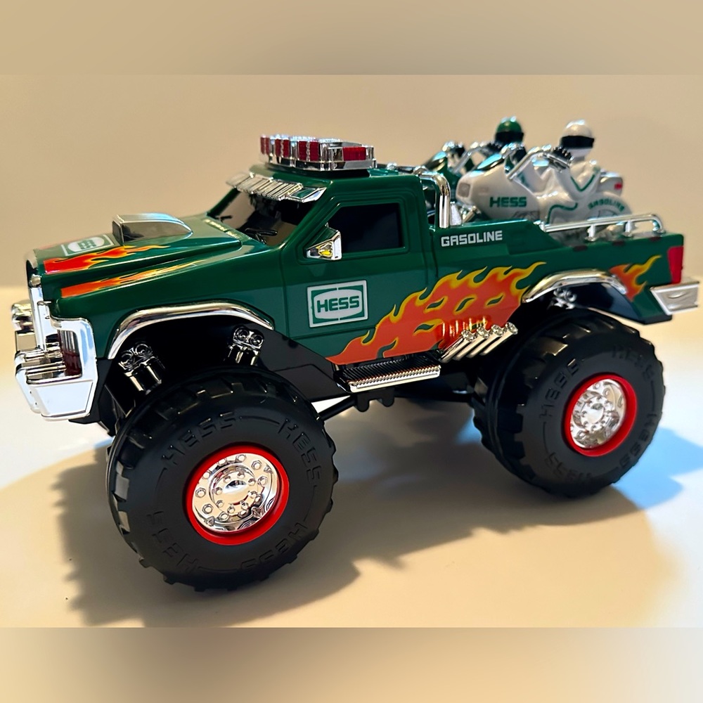 BNIB HESS MONSTER TRUCK WITH MOTORCYCLES